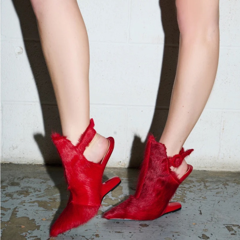 AZALEA WANG JOST RED PONY HAIR UPPER WEDGE PUMP - 8.5